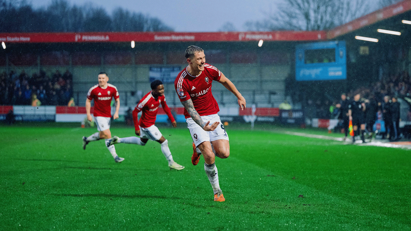 Previous Meetings: Barrow vs Salford City