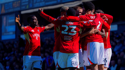 Salford come from behind for win at Grimsby
