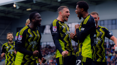 EXTENDED HIGHLIGHTS | Oldham Athletic 1-2 Salford City